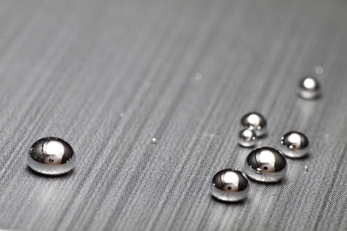 applying low voltage to liquid metal alloys changes the surface tension 1646 668919 0 14108217 500 - Applying low voltage to liquid metals controls surface tension