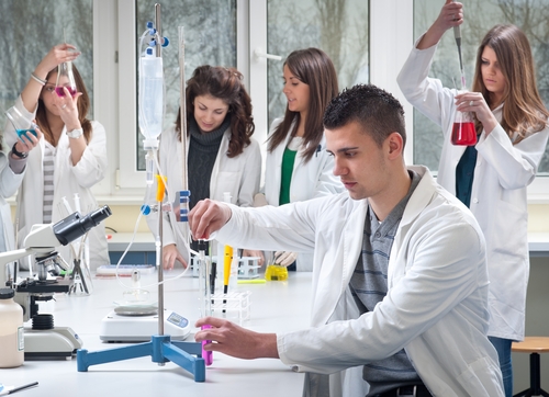 discover the benefits of microchemistry 1646 633973 0 14039255 500 - Discover the benefits of microchemistry